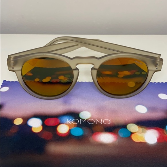 Komono Clement Frost Sunglasses round mirrored main image 4
